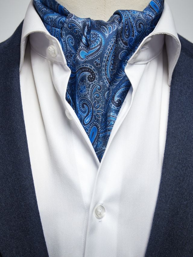Blue Ascot